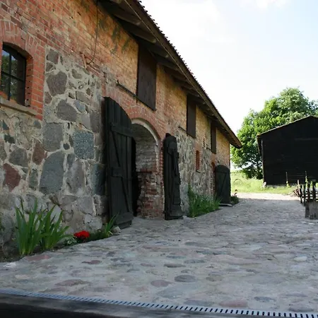 Alojamento de Turismo Rural Folwark Mazurskie Legendy - Azyl Dla Doroslych *