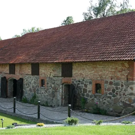 Folwark Mazurskie Legendy - Azyl Dla Doroslych